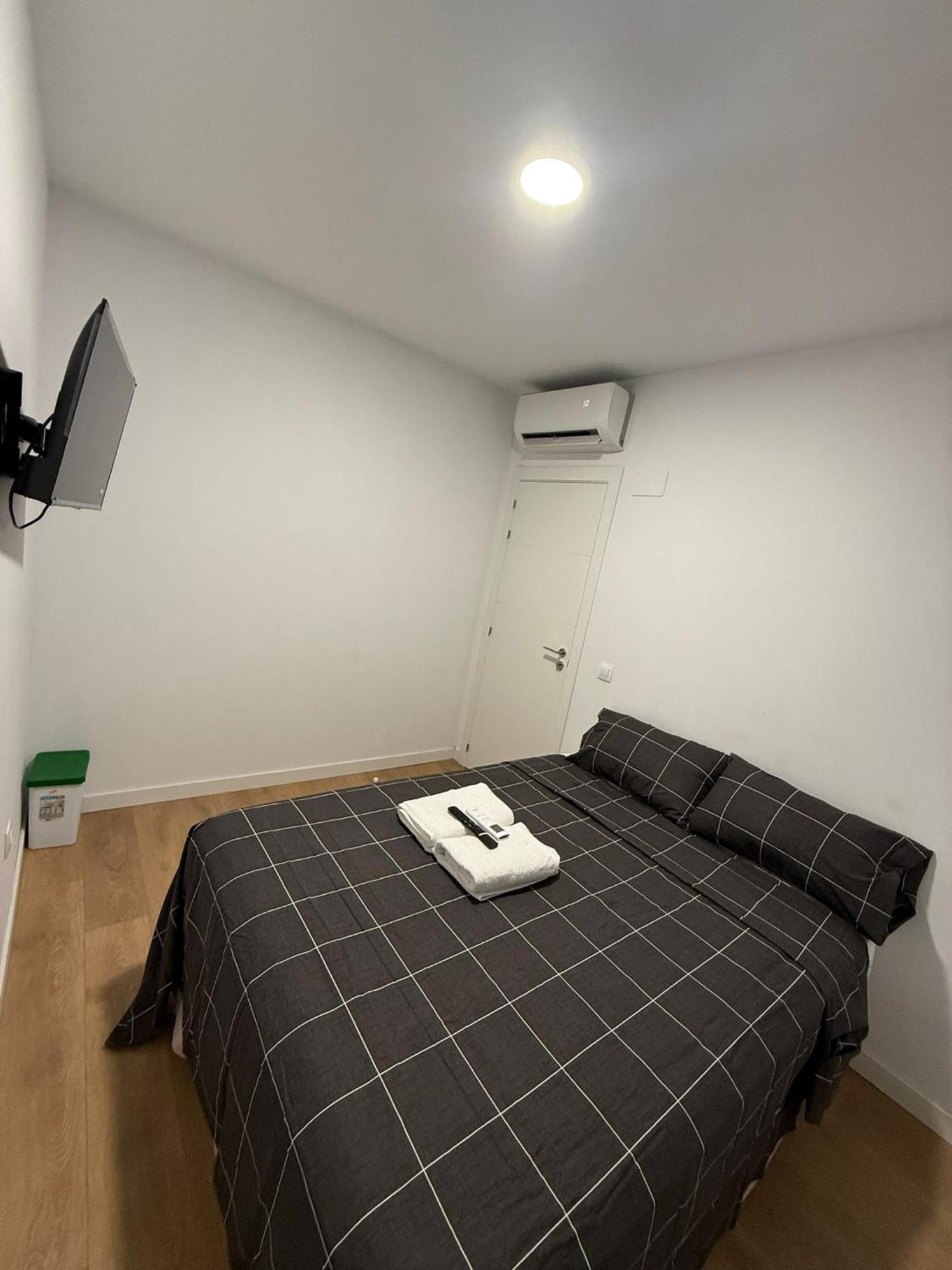 To Room Madrid Porras Kültér fotó