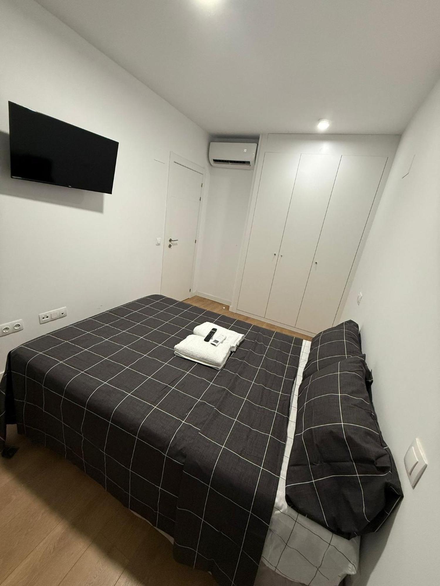 To Room Madrid Porras Kültér fotó